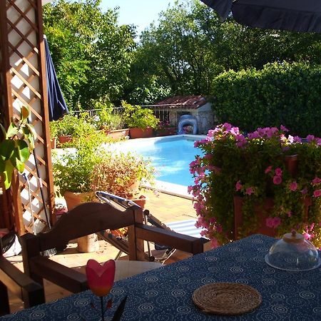 B&B Pane & Tulipani Дуино Екстериор снимка